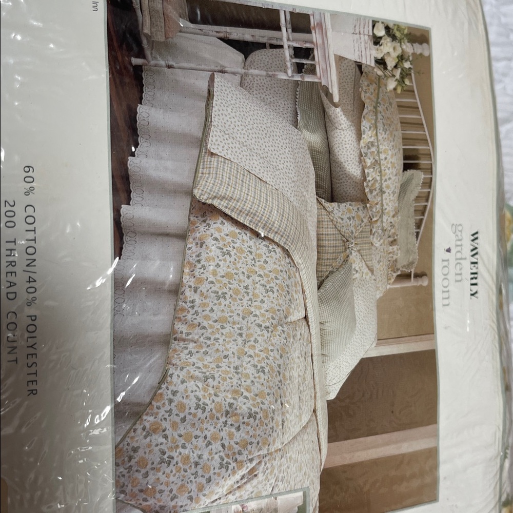 NWT WAVERLY GARDEN ROOM, YELLOW ROSES, FULL SHEET SET - Picture 5 of 5